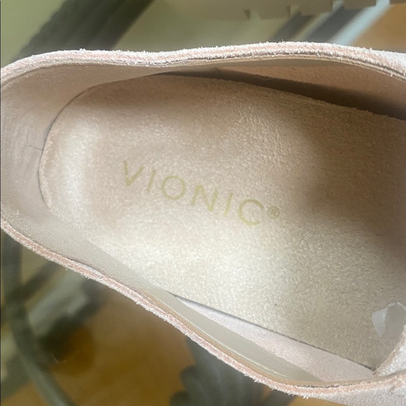 New Vionic $130 Women's 8 Cameors Blush Pink lace up shoes sneakers - Picture 3 of 6